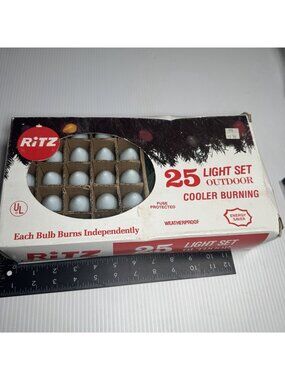 NIB Vintage Ritz 25 Light Blue Christmas Lights Outdoor Weatherproof NOS